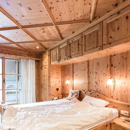 Villa 4br Chalet In Viehofen Zell am See